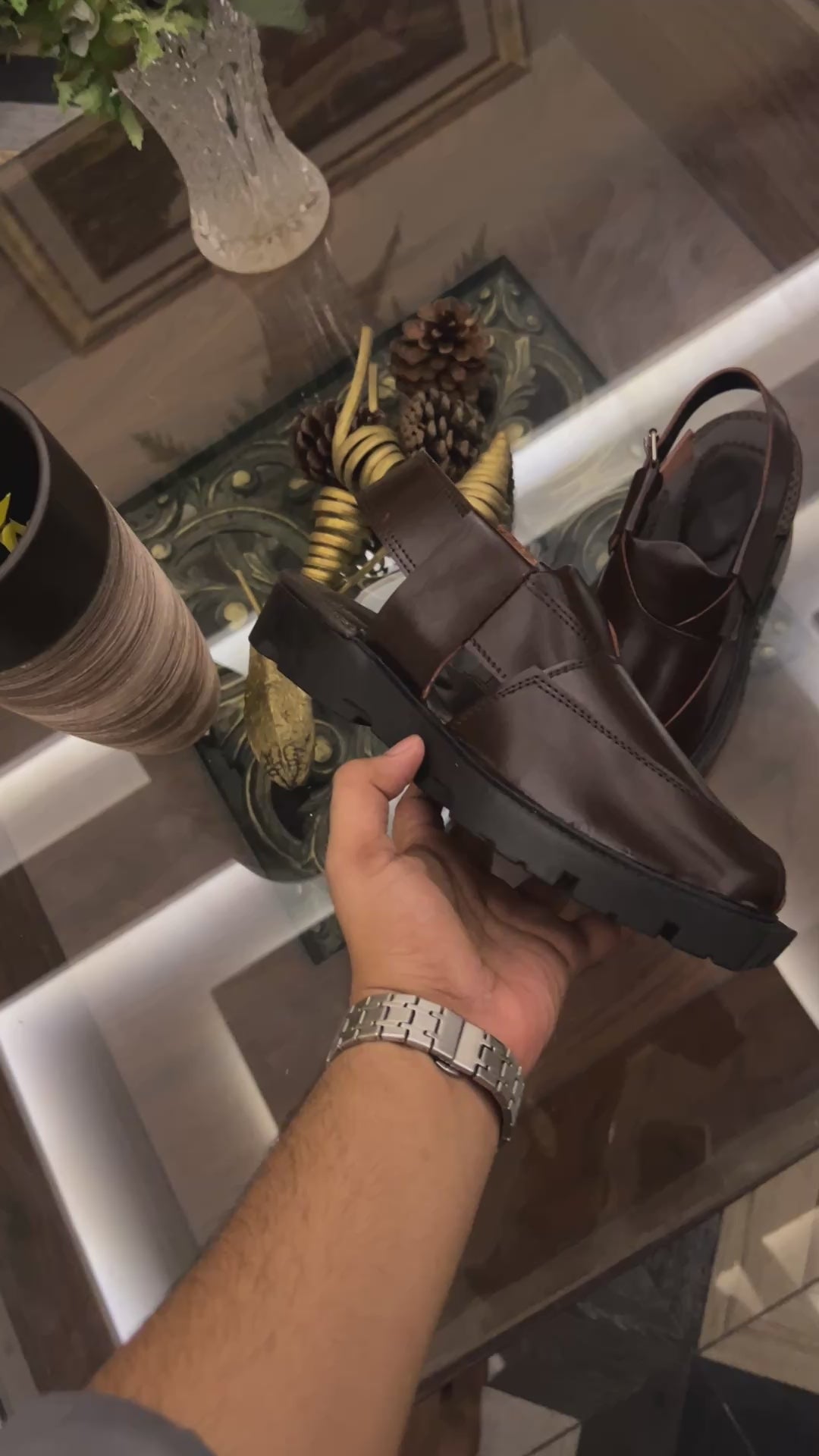 Harsay Rich brown leather Norozi
